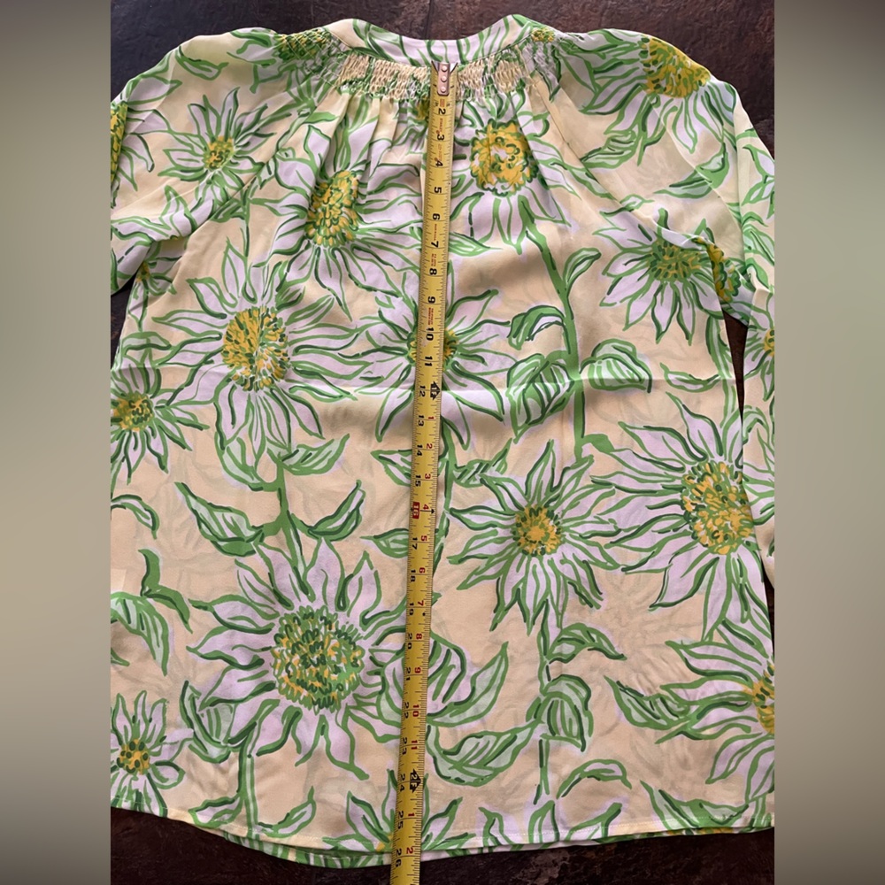 Women’s Lilly Pulitzer Elsa yellow silk top. Limoncello sunbelievable. Medium - Picture 14 of 14